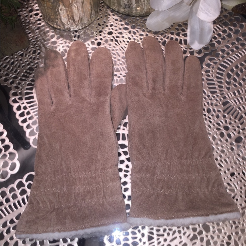 Women’s Gloves
